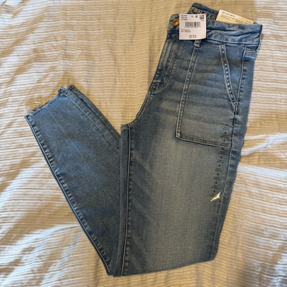 Curvy Super High-Rise, Next Level Stretch  America Eagle Jeggings size 4